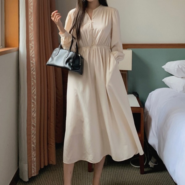 上品×ロングドレス