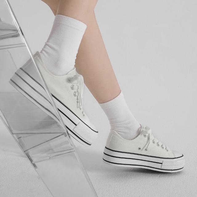 ジャンパースカートと相性が良い靴