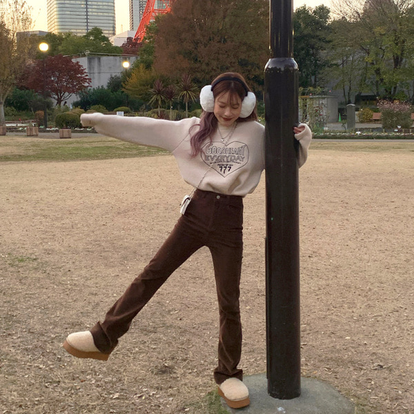 フレアパンツの選び方