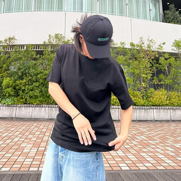 Tシャツ×メッシュキャップ