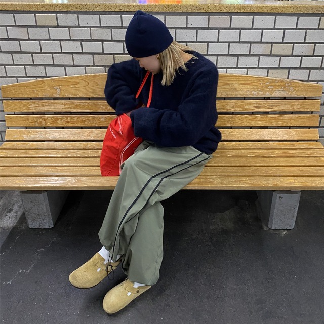 【秋】ユニセックスバイカラーワイドゴムパンツでリラックス感◎