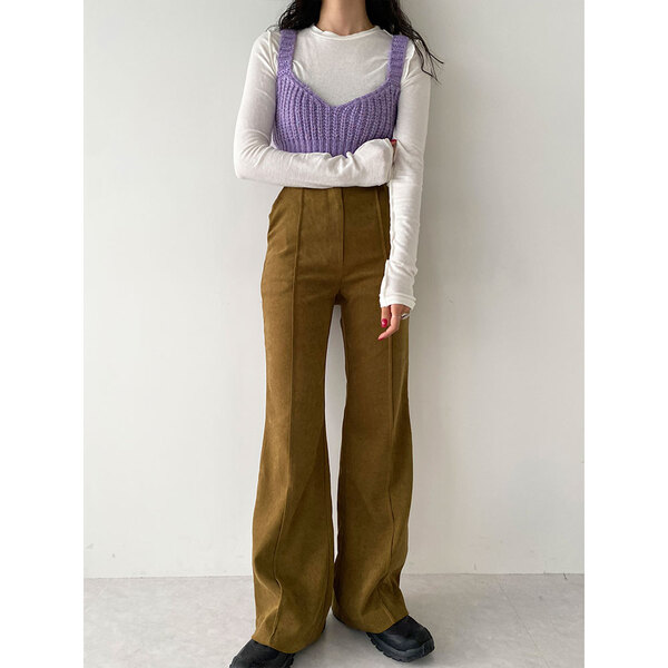 フレアパンツと合わせる靴