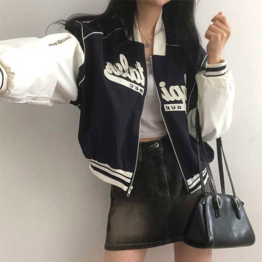 スタジャン×ミニスカート