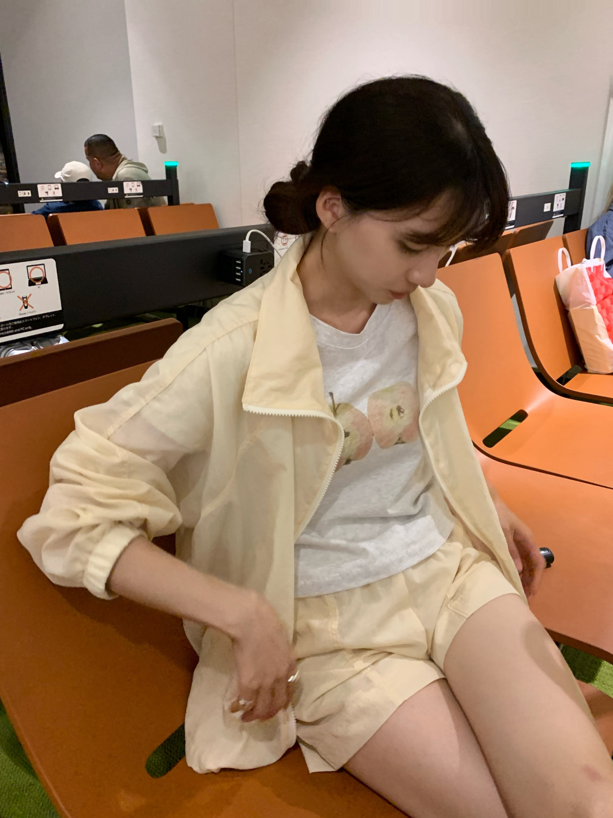 Apple-Tee(2COLORS) | ファッション通販サイト NUGU