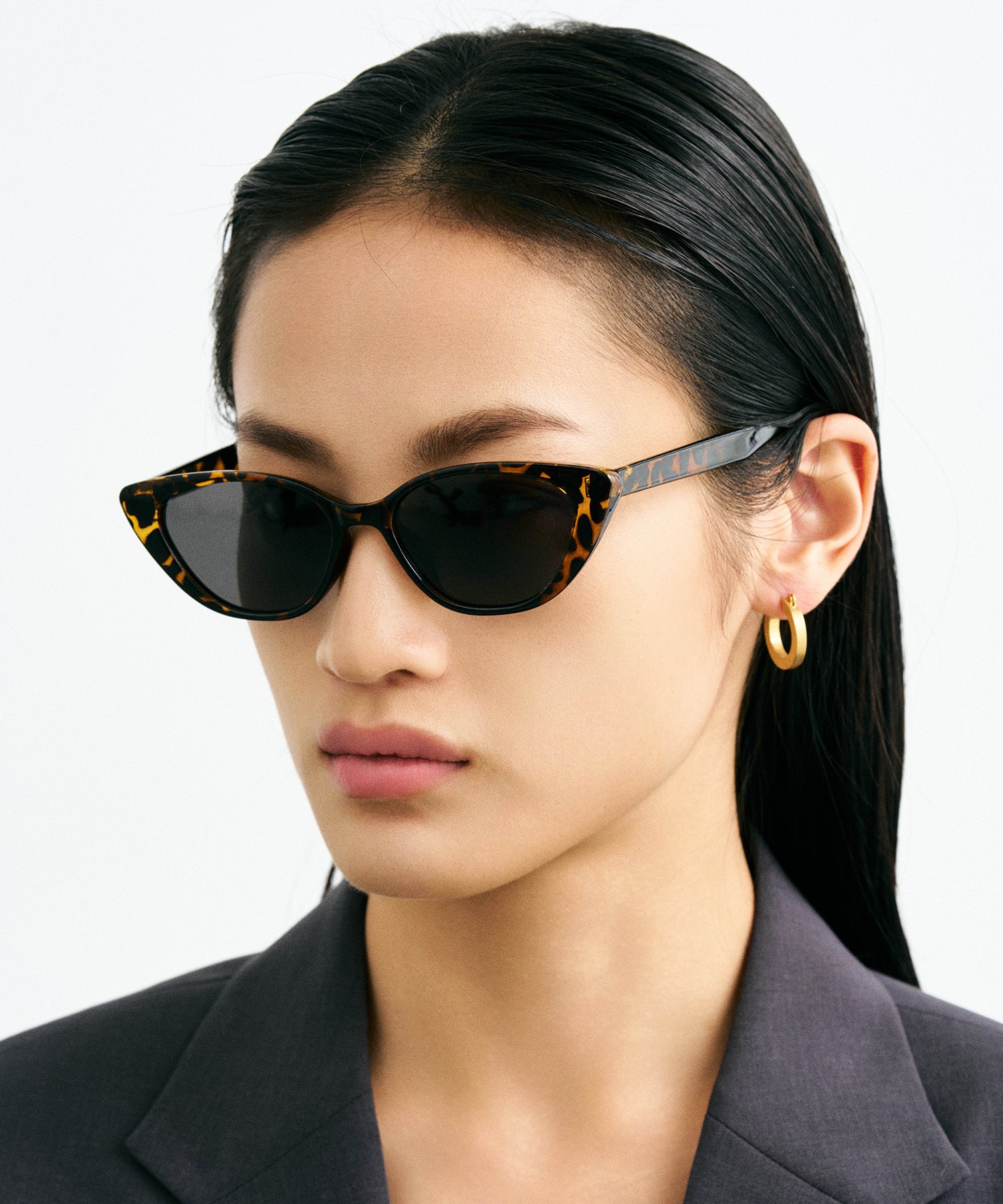 【極美品】ロムフォード☆ ダークブラウン キャットアイ サングラス　772 極美品】ロムフォード☆ ダークブラウン キャットアイ