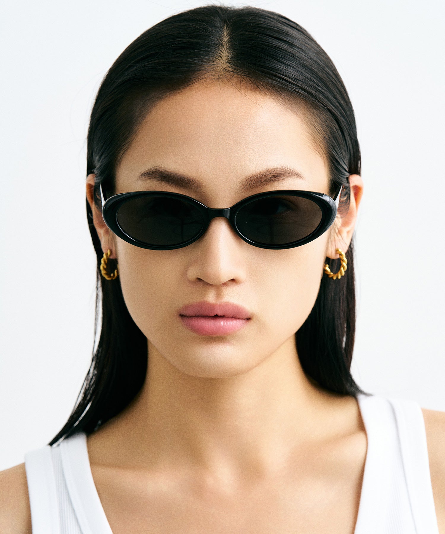 ユニセックス/NUEF/quatre-vingt-neuf89/オーバルサングラス/ブラック