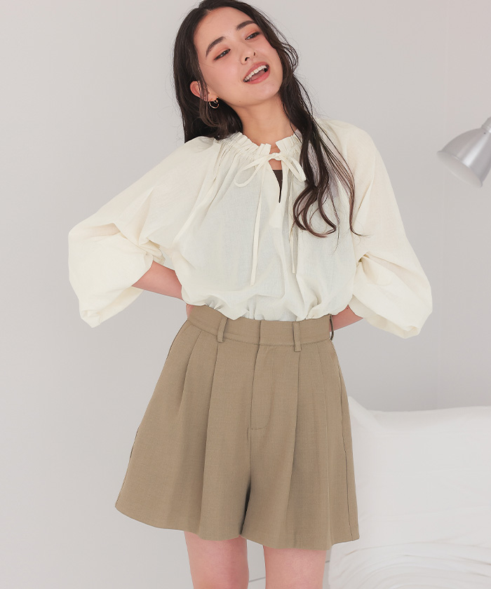 リボン付きAラインギャザーブラウス