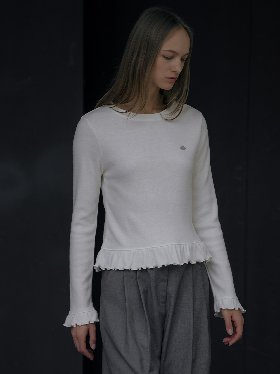 Wool blended frill detail t-shirt TIWT01LT03_Ivory