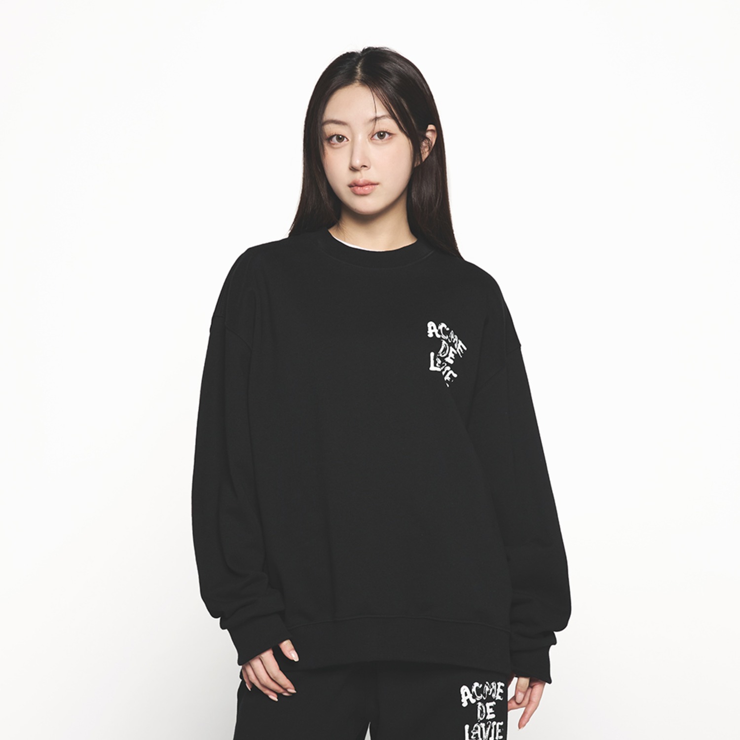 ALIEN RABBIT POP ART SWEATSHIRT | ファッション通販サイト NUGU