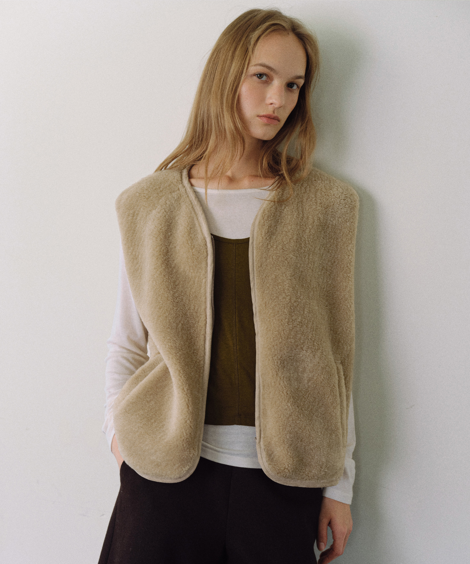 プードルフェイクファーロングベスト | ファッション通販サイト NUGU