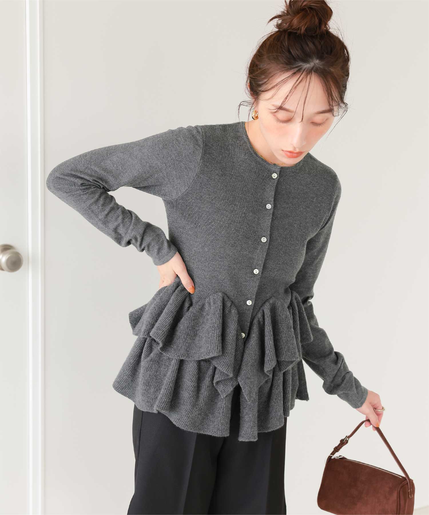 フリルヘムニットカーディガン