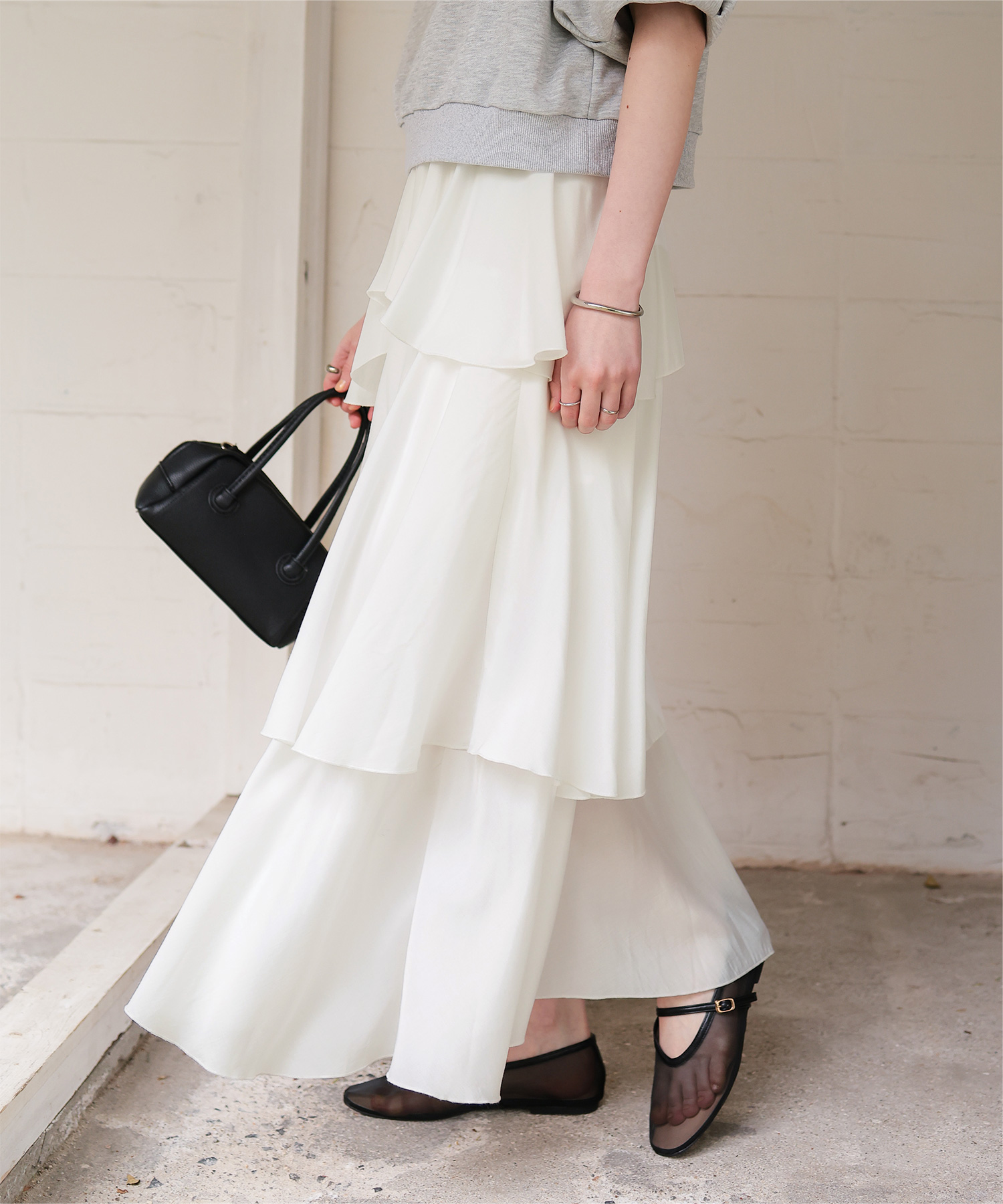 ランダムヘムティアードスカート