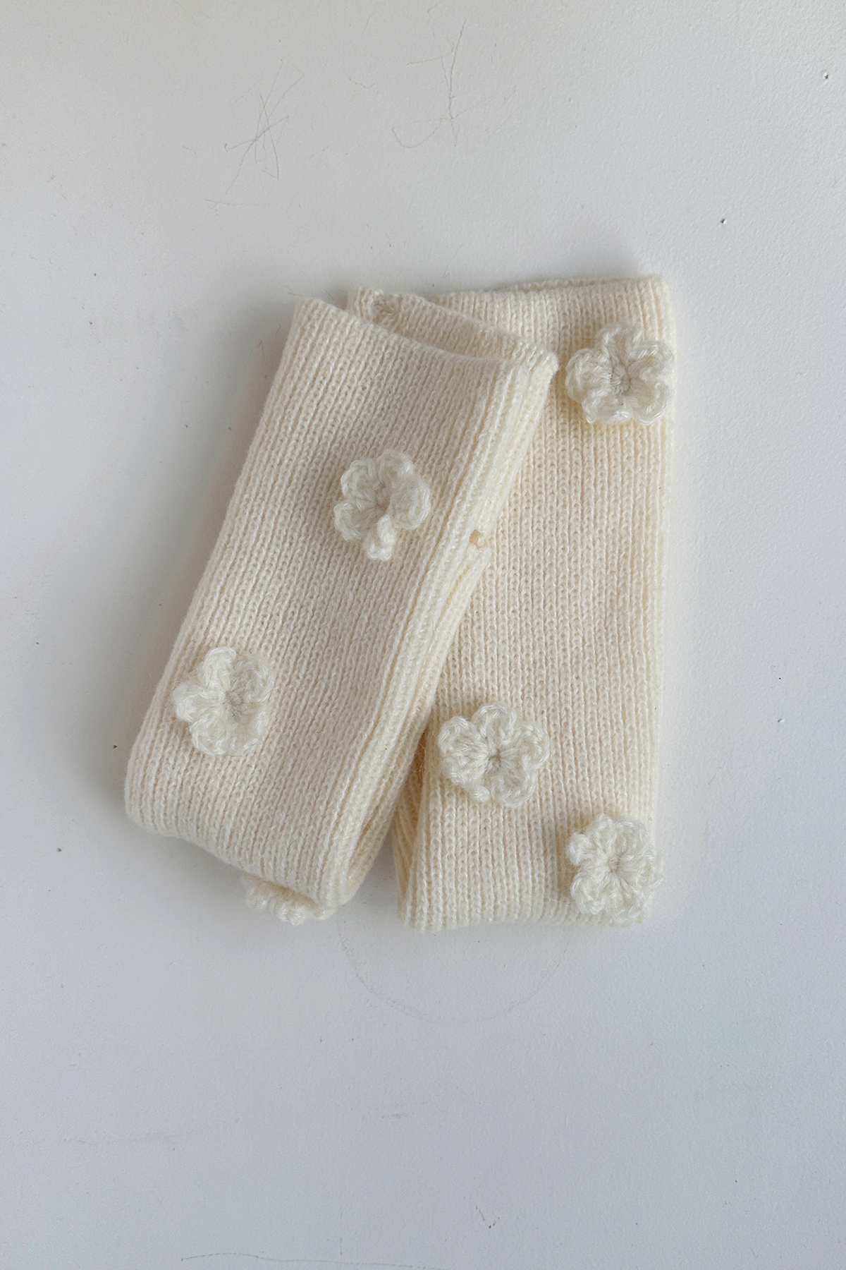 Applique Warmer (Cream)