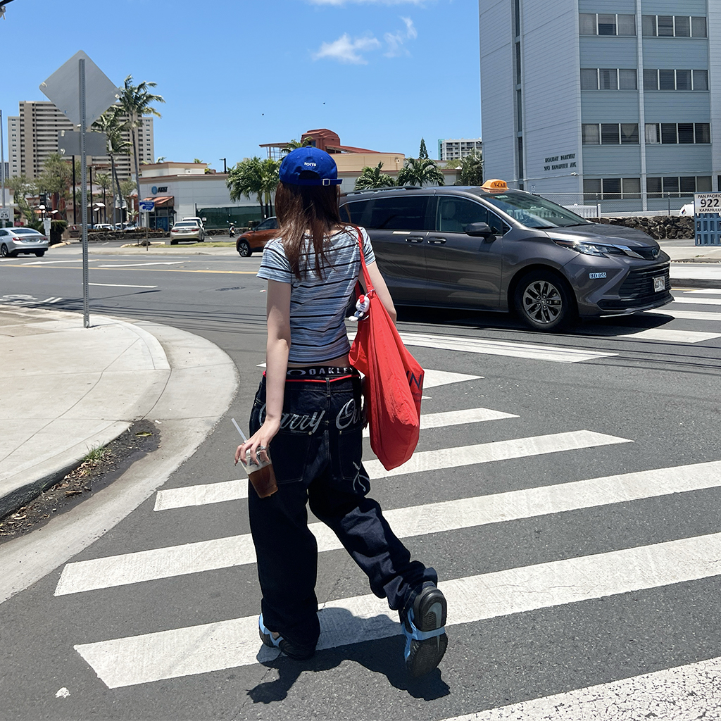 ユニセックス) バックエンブロイダリーデニムパンツ
