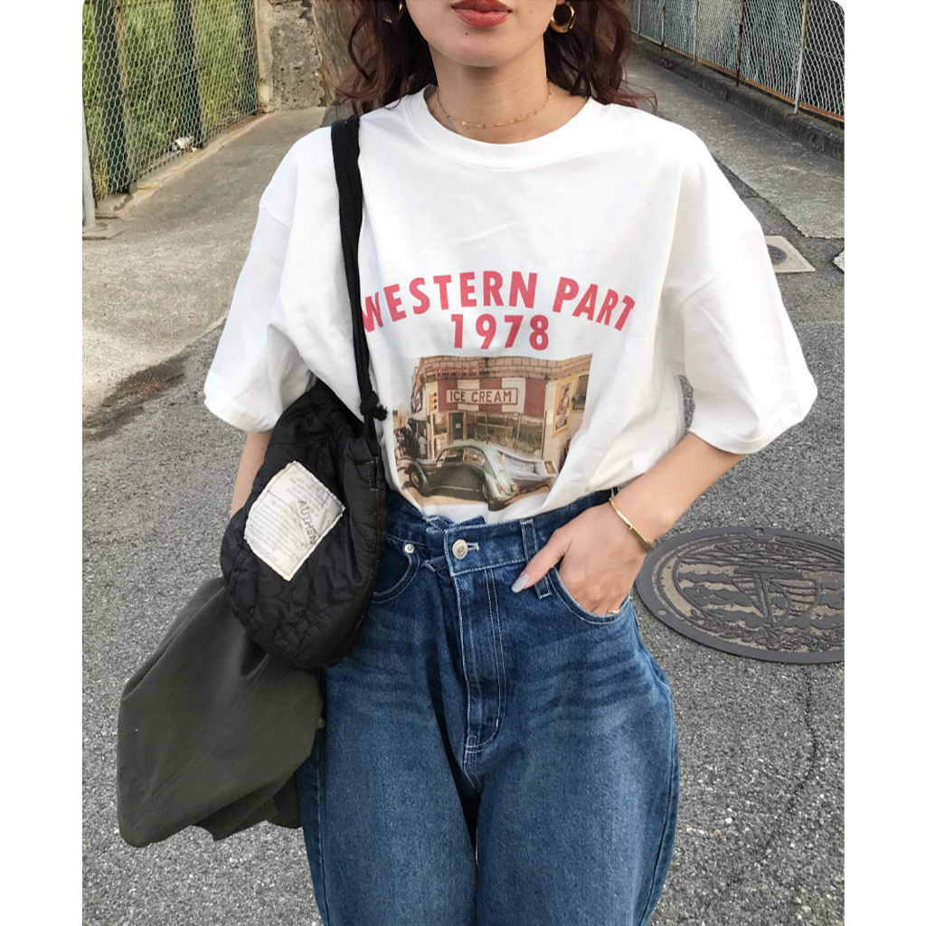 (ユニセックス)  グラフィックフォトTシャツ