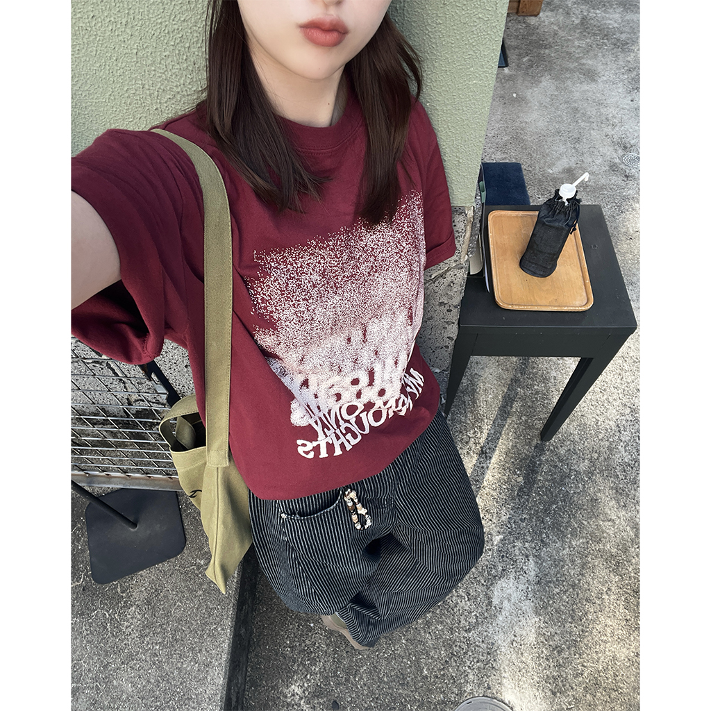 グラデーションレタリングTシャツ