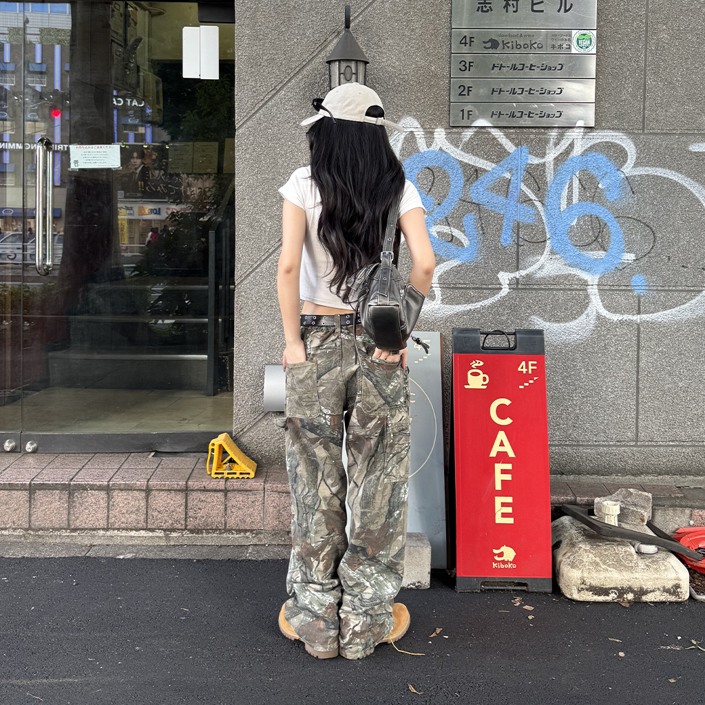 グラフィックツリーカモフラージュパンツ | ファッション通販