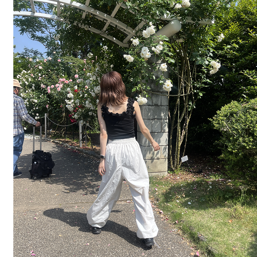 美品◯GUCCI グッチ　フリルタンクトップ XL GUCCI（グッチ）の「Gucci Gucci-Logo Lace Tank（タンクトップ）」 - WEAR