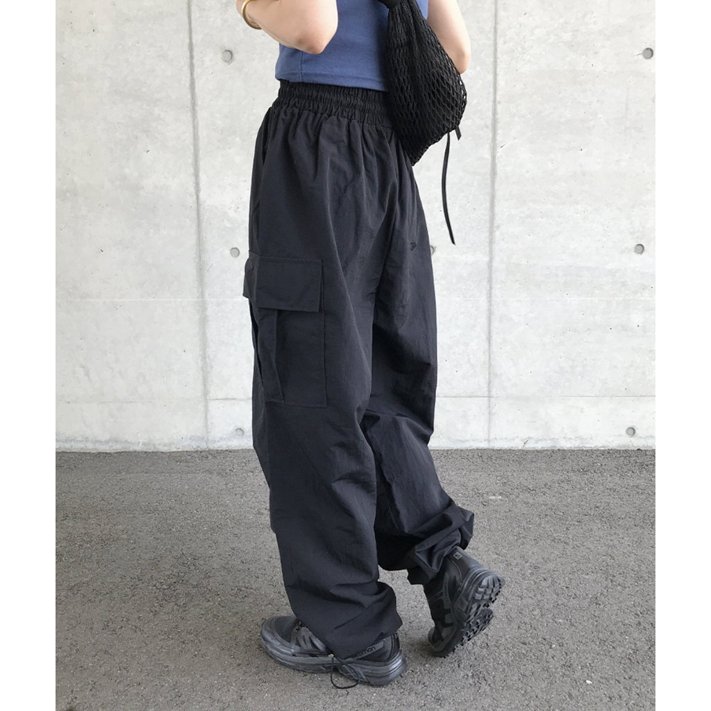 ツータックパラシュートカーゴパンツ | ファッション通販サイト NUGU