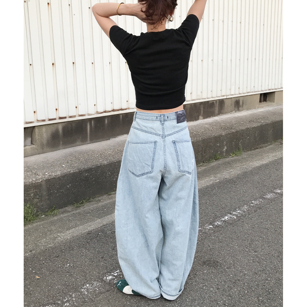 ユニセックス) バルーンワイドライトブルーデニムパンツ