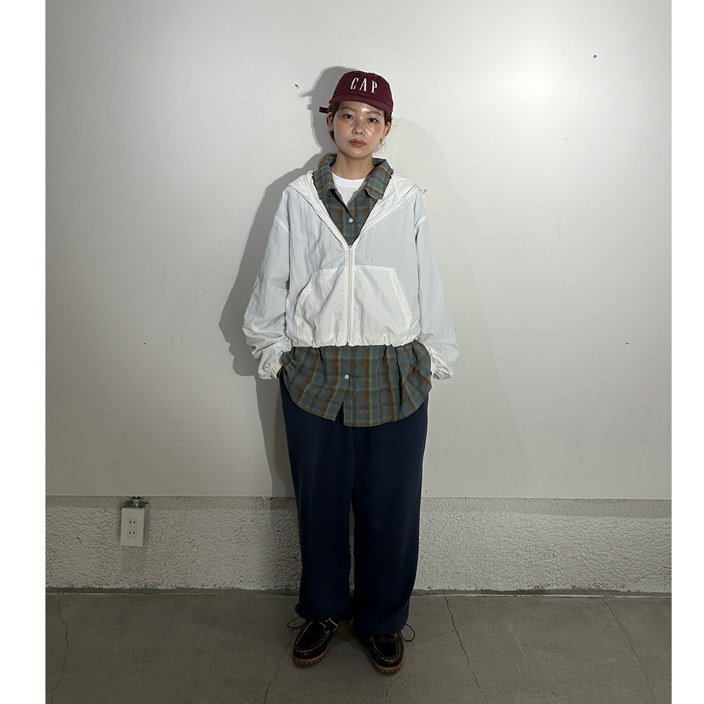 クロップドフードウィンドブレーカー | ファッション通販サイト NUGU