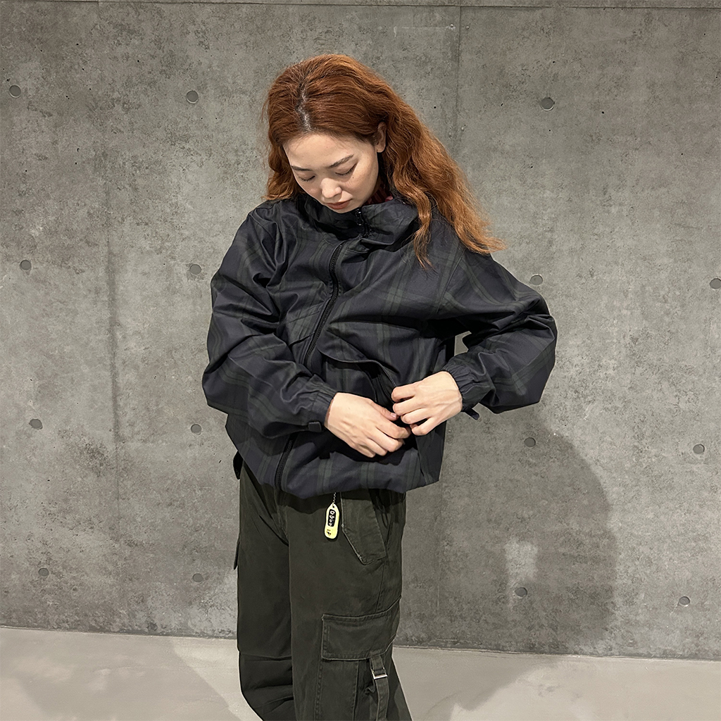 itzy gwbg popup ウィンドブレーカー itzy リュジン GWBG ポップアップ 限定 ウィンドブレーカー