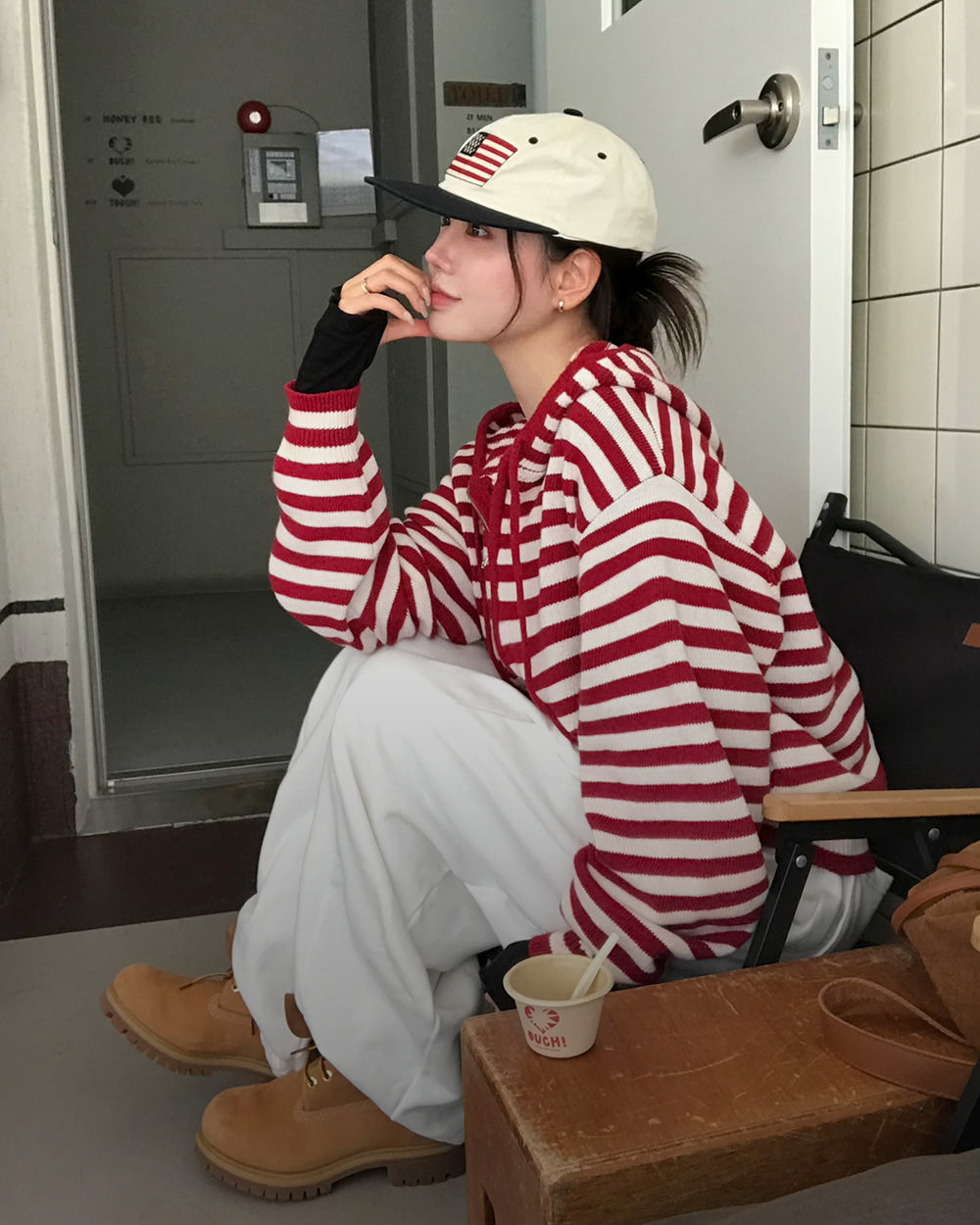 MIU MIU ブラック コーデュロイジャケット 38　ベロア　デニム MIU MIU ブラック コーデュロイジャケット 38 ベロア デニム