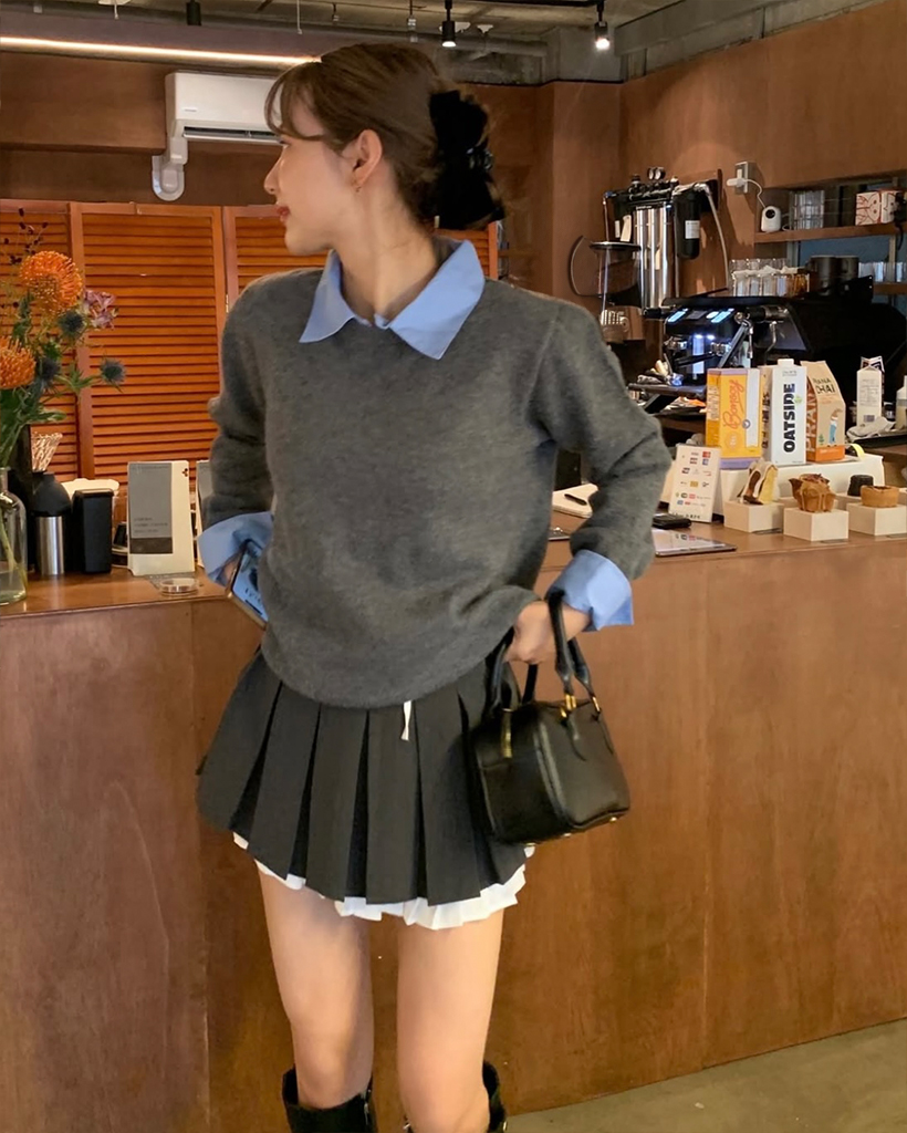 新品未使用　JUSGLITTY カットソーレイヤードライクニット JUSGLITTY（ジャスグリッティー）の「カットソーレイヤード