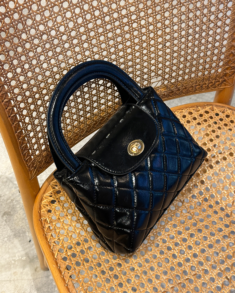 キルティングバックルボタンミニバッグ