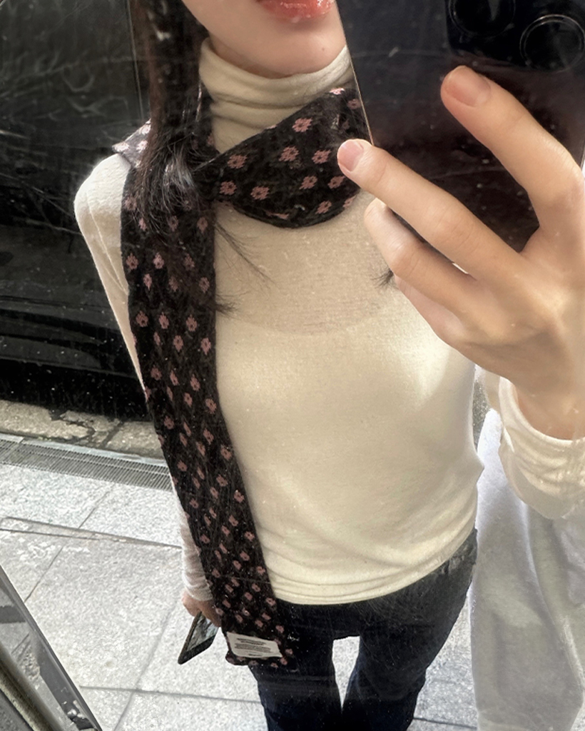 フラワーニットマフラー