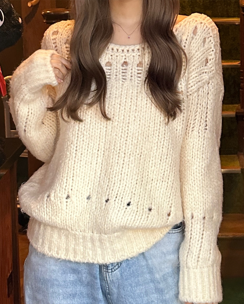 ボートネックパンチングポイントセーター