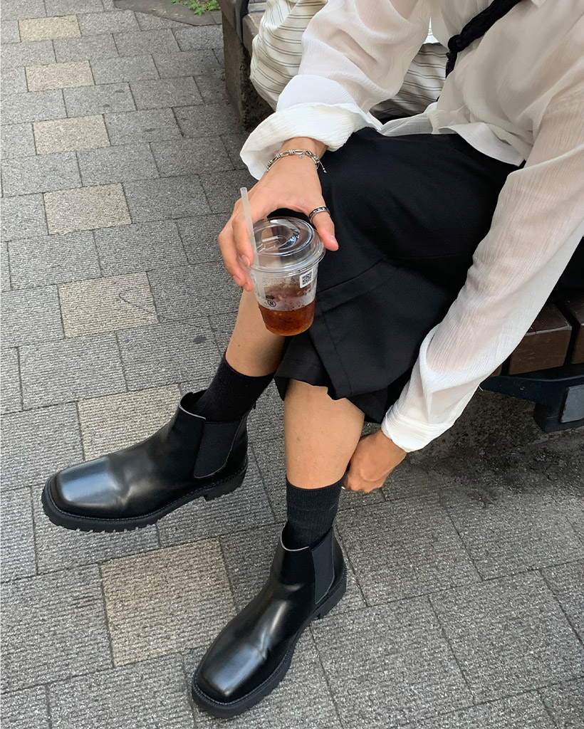 スクエアラインアンクルブーツ