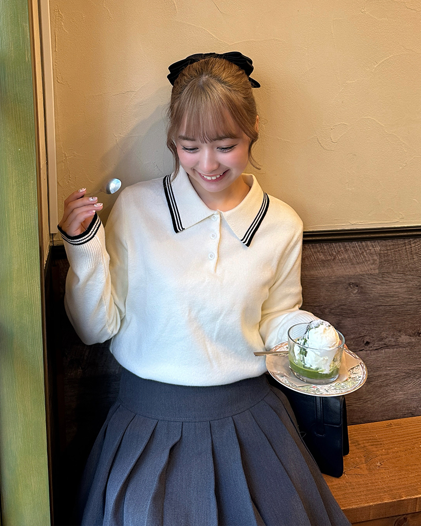 ラインカラーポイントニット