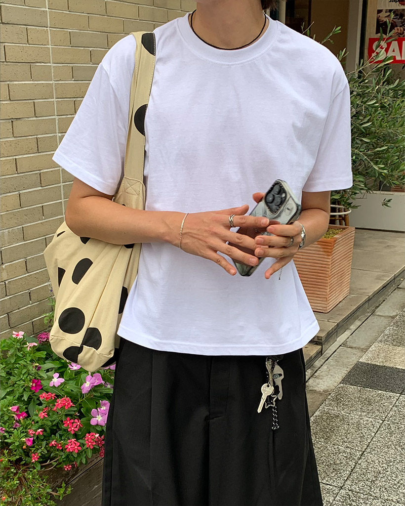 バタフライ半袖Tシャツ | ファッション通販サイト NUGU