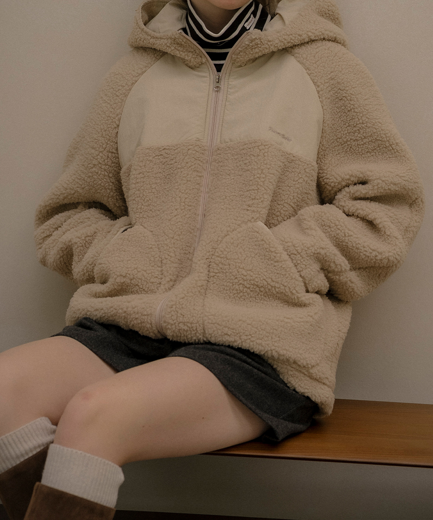 Logo embroidered fleece hoodie zip-up [KNFW05JP04]_Beige