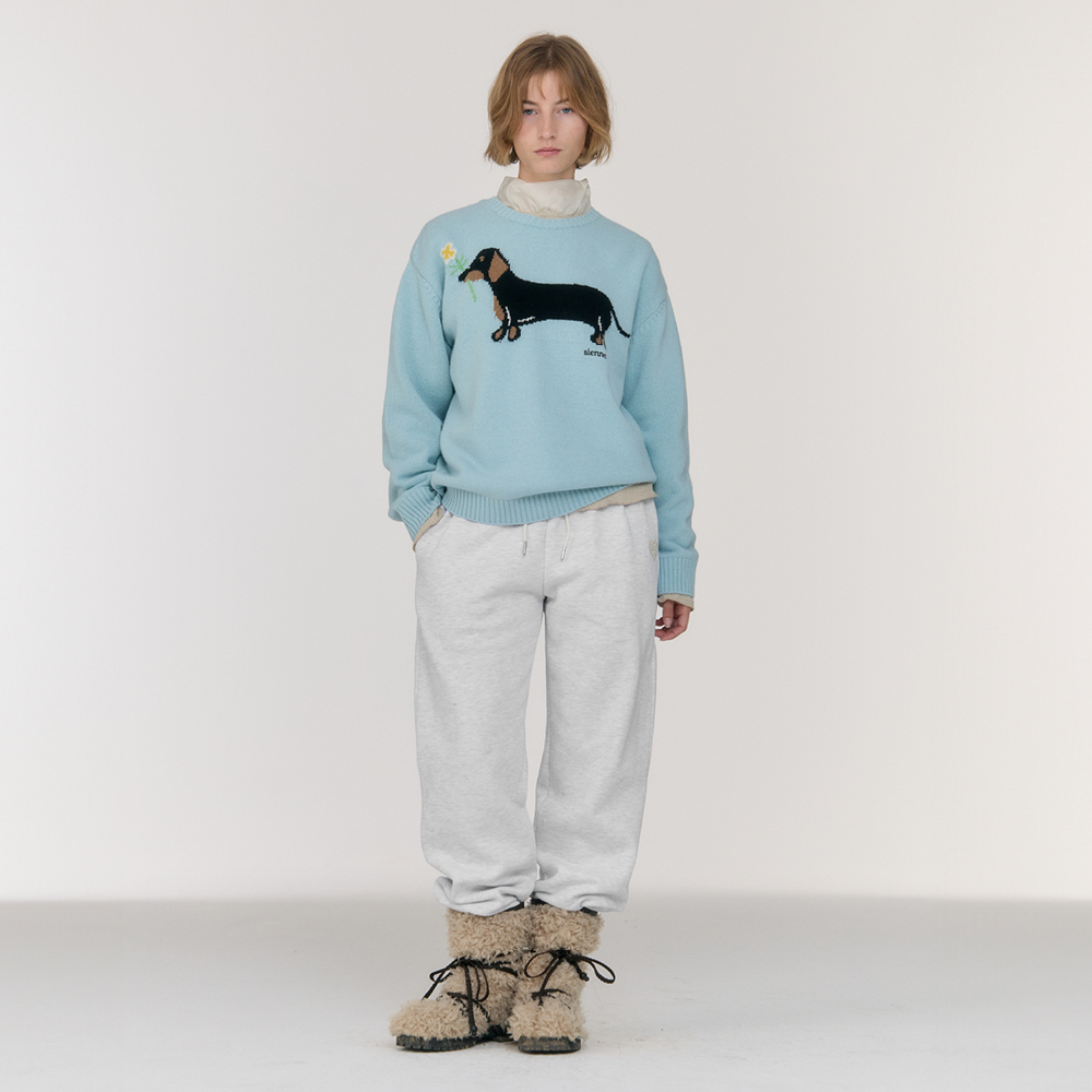 [Influencer pick] Heart Patch Sweatpants (Oat Gray)