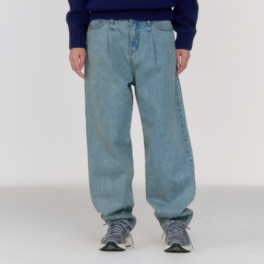 デニム・ジーパン 23 Curved Wide Denim Pants Light Blue Curved Denim Pants (Blue) | ファッション通販サイト NUGU