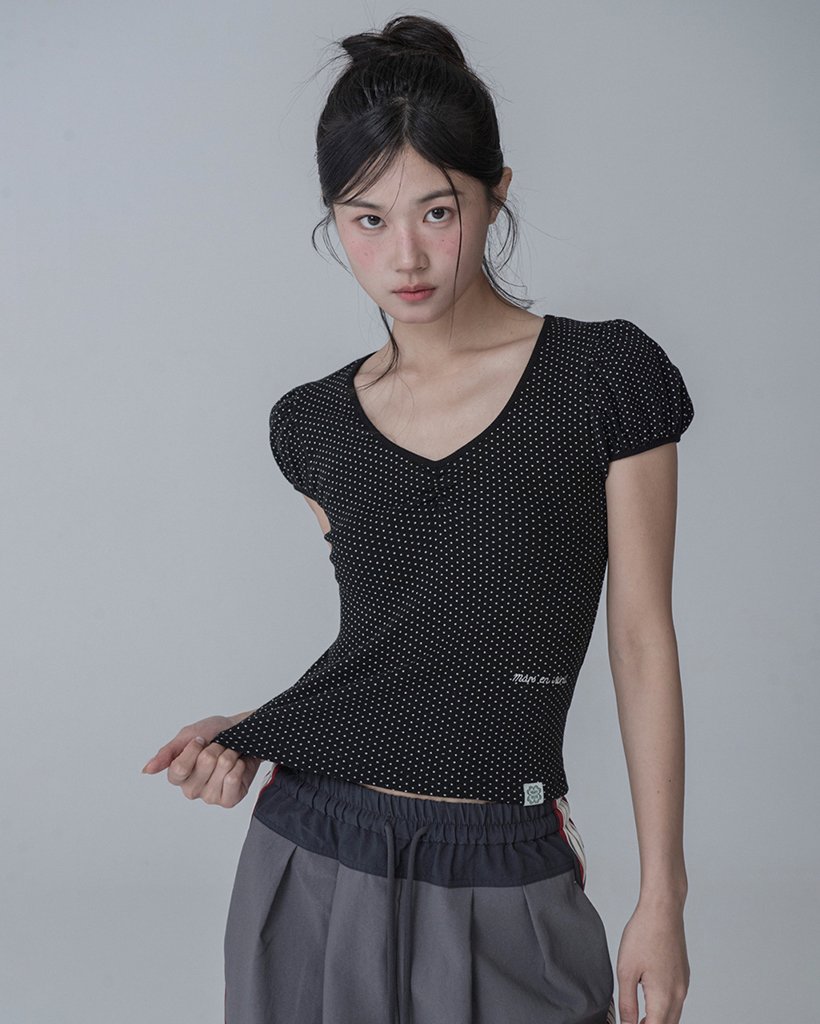 LOVELY DOT JACQUARD TSHIRT_BLACK | ファッション通販サイト NUGU