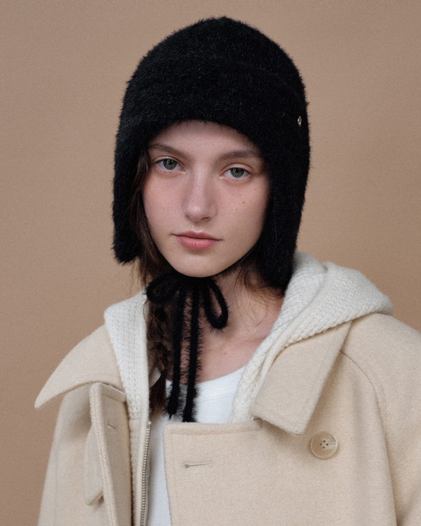 Demi Fur Earmuff Hat (Black)