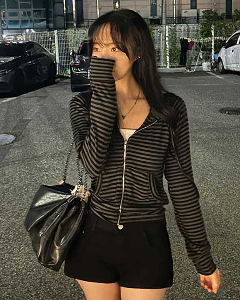 ボーダーフード付きパーカー