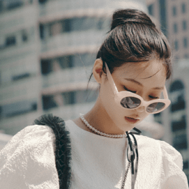 “B” MOD GIRL SUNGLASSES ¥3,300