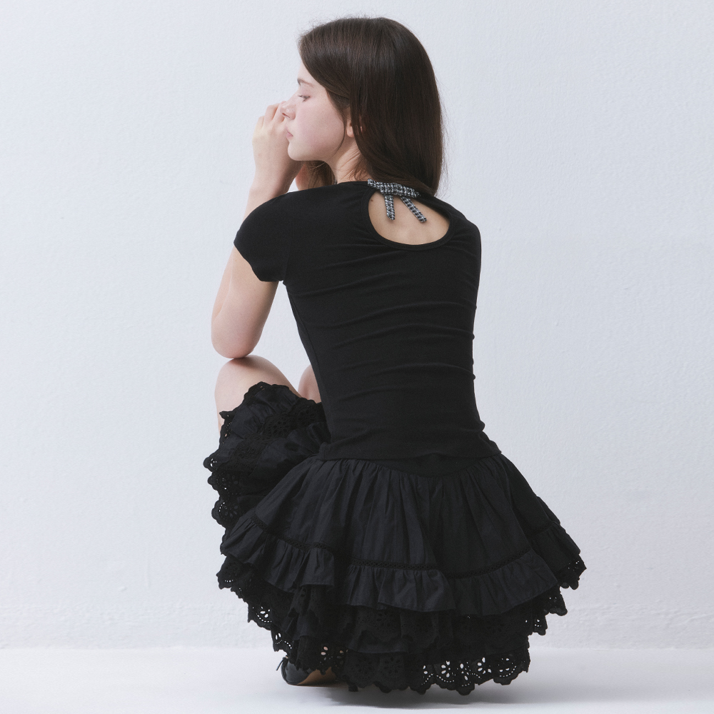 OPEN BACK RIBBON T-SHIRT_TT6S207BK