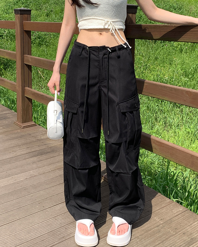 ストリングバルーンナイロンカーゴパンツ | ファッション通販
