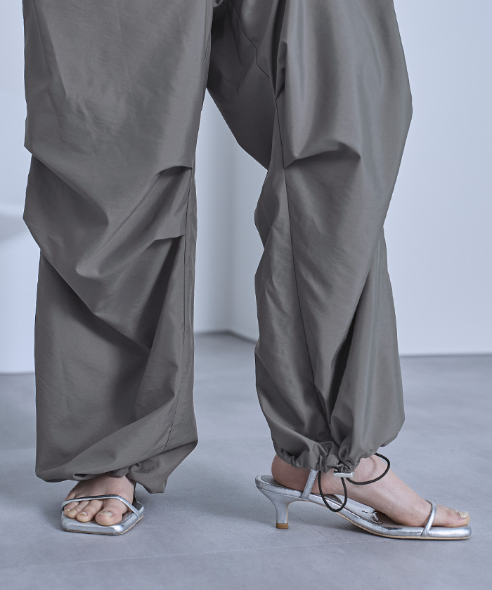 サスペンダー付きパラシュートパンツ | ファッション通販サイト NUGU