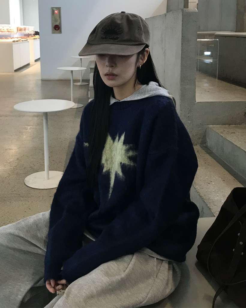 (4color) スターモチーフ クルーネック ニット