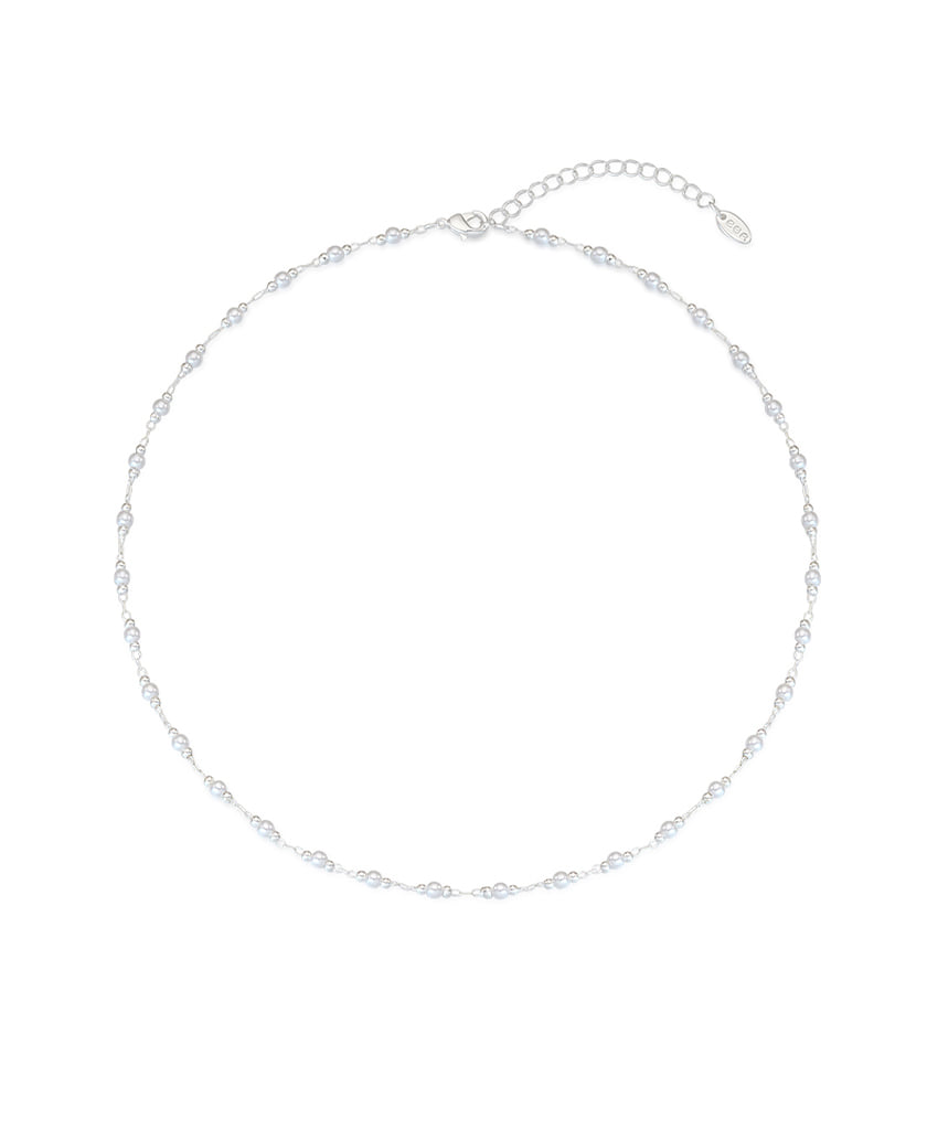 snug pearl necklace