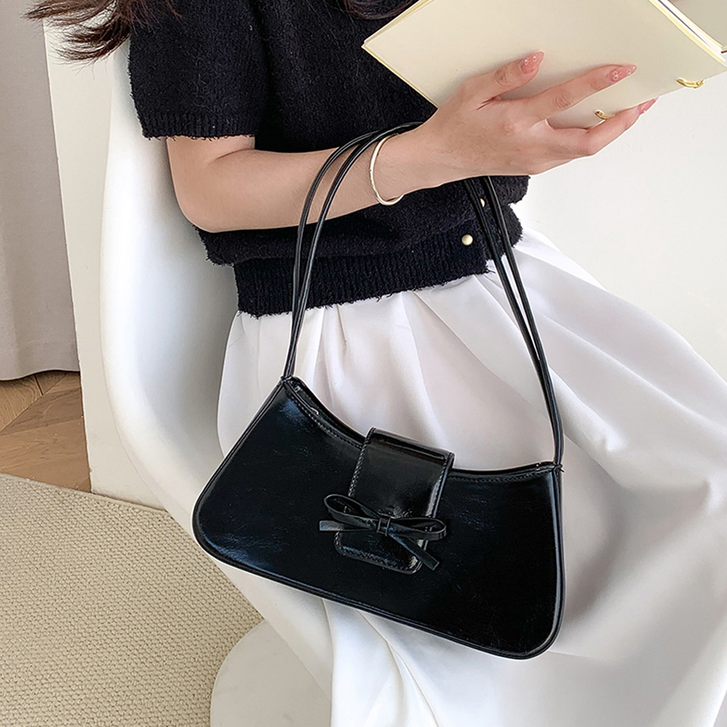 レ*オ様 RILY ショルダーバッグ RILY ショルダーバッグ Amazon | [リリー] ショルダーバッグ 馬