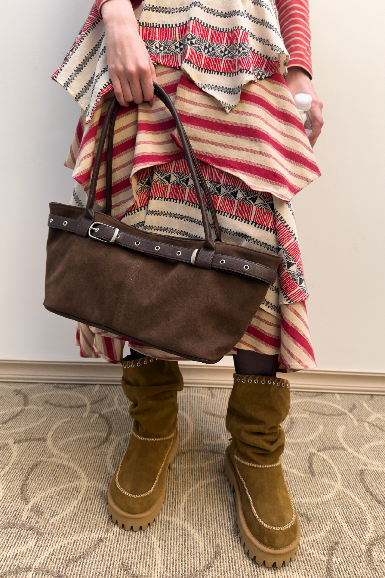 belted boat bag (suede brown)
