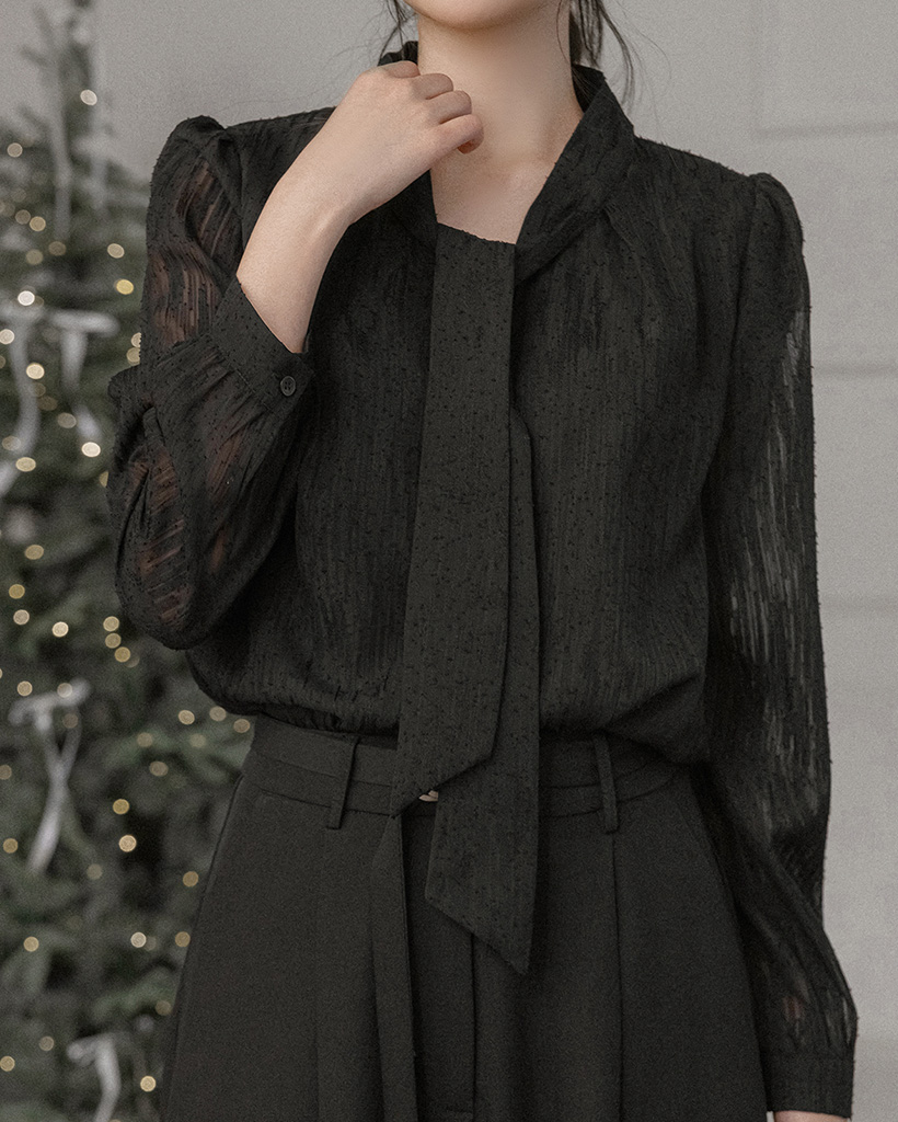 シースルーシャーリンングタイブラウス