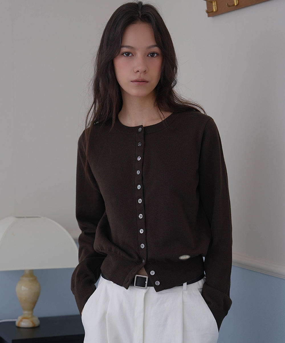 Signiture Pearl Button Cardigan [Brown]